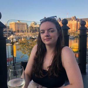 Meet your Posher, Malena